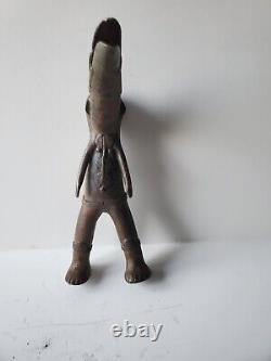 AFRICAN ART Ancient bronze figurine