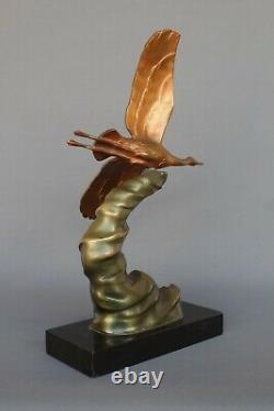 Ancient Bronze Animalier Signed Flight Crane -alexandre Ouline Art Deco Sculpture