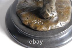 Animal Art - Beautiful Bronze Sculpture - Signed Milo