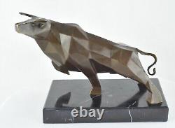 Animal Sculpture Bull in Art Deco Style and Art Nouveau Bronze Massif