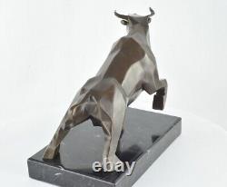 Animal Sculpture Bull in Art Deco Style and Art Nouveau Bronze Massif