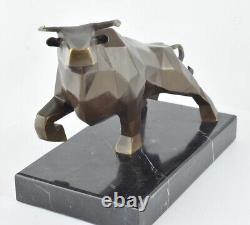 Animal Sculpture Bull in Art Deco Style and Art Nouveau Bronze Massif