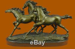 Arabian Thoroughbred Racing Horses Galloping Bronze Statue Marble Sculpture Art