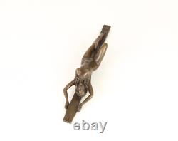 Art Deco Bronze Erotic Sculpture of a Naked Woman After J. Patoua