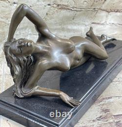 Art Deco Bronze Sculpture of a Nude Woman Dreaming, Signed