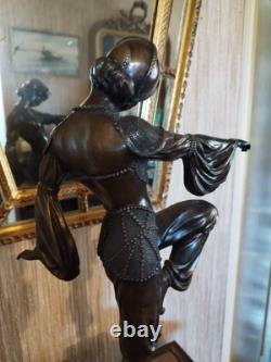 Art Deco Dancer in Bronze Oriental Charm after Chiparus (1886-1947)