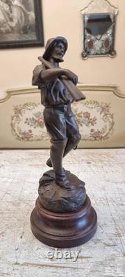 Beautiful Art Nouveau Statue of Fisherman signed by George Omer