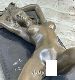 Beautiful Signed Art Style New Golden Bronze Sculpture Figure Nude Statue Nude Girl