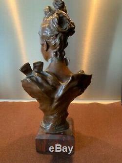 Belle Epoque Art Nouveau Bust Woman Bronze Signed V. Bruyneel / Sculpture