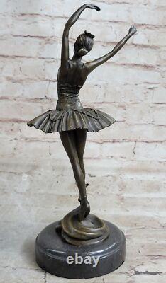 Bronze Sculpture of a Prima Ballerina Dancer Signed Art Deco Figurine