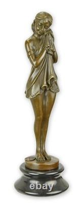Bronze sculpture after Chiparus retro design replica decoration