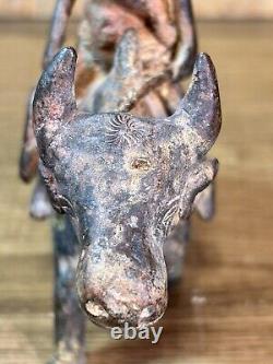 Bronze sculpture, buffalo subject, Asian art, Indochina, Vietnam, ethnic.