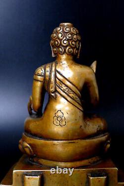 Bronze sculpture of Acalanatha, Chinese 18th-19th century Buddhist art Buddha