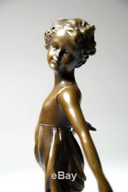 Filette To Cerceau- Beautiful Statuette Signed Preiss- Bronze Art- Free Shipping