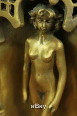 Gold Patina Lurking Two Arabic Men Naked Woman Bronze Sculpture Figurine Art Deco