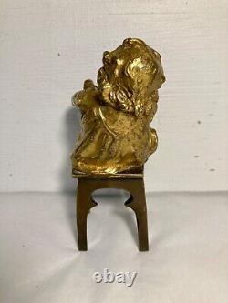 Juan Clara (1875-1958). Beautiful bronze sculpture. Little Girl. Art Deco.