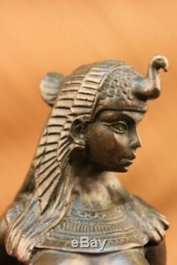 Main Egyptian Queen Cleopatra Bronze With Lion Art Sculpture Figurine Statue