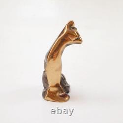 Massive bronze sculpture of a sitting cat signed by Yves Lohé decoration