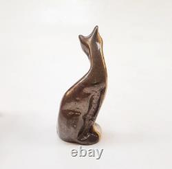 Massive bronze sculpture of a sitting cat signed by Yves Lohé decoration