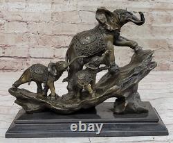 Museum Quality Animal Art Bronze Sculpture for Sale