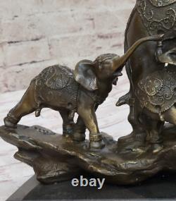 Museum Quality Animal Art Bronze Sculpture for Sale