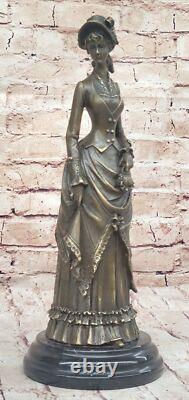 Original Signed Art Deco Bronze Woman Figurine Sculpture by Vitaleh 1920 for Sale