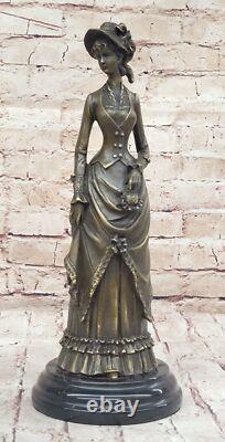 Original Signed Art Deco Bronze Woman Figurine Sculpture by Vitaleh 1920 for Sale