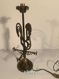 Rare Art Deco bronze lamp signed by Max Le Verrier, Adnet sculpture period.