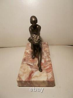 Sculpture Art Deco 1930 Limousin Woman Statuette In Regule Woman Bronze Color
