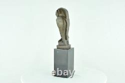 Sculpture Statue of an Owl Bird Animal in Art Deco and Art Nouveau Style