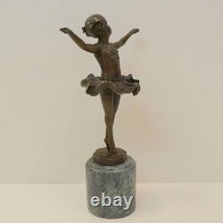 Sculpture of a Dancer in Art Deco Style, Art Nouveau Style, Solid Bronze, Signed