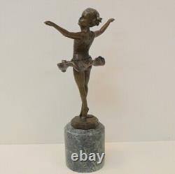 Sculpture of a Dancer in Art Deco Style, Art Nouveau Style, Solid Bronze, Signed