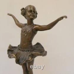 Sculpture of a Dancer in Art Deco Style, Art Nouveau Style, Solid Bronze, Signed