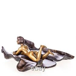 Sculpture of a Nude Woman in Bronze Viennese Art After Franz Bergman