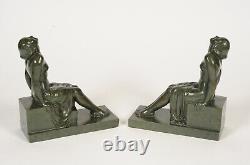 Sculptures of Carefree Bookends signed Janle Fonte from the Art Foundry Max le Verrier