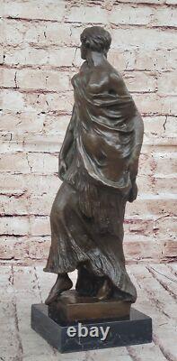 Signed Bronze Art Deco Statue Very Detailed Made Sculpture On Marble By