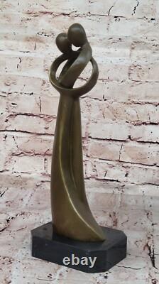 Signed Original Rare Milo Abstract Modern Kissing Couple Bronze Sculpture