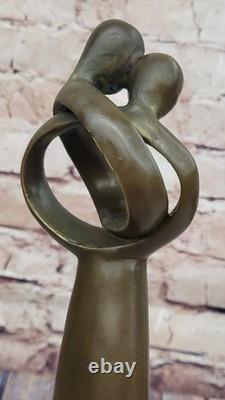 Signed Original Rare Milo Abstract Modern Kissing Couple Sculpture Bronze