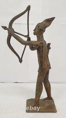 Signed bronze statue sculpture by Mamadou Dlg Dermé Morou from Burkina Faso African art