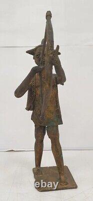 Signed bronze statue sculpture by Mamadou Dlg Dermé Morou from Burkina Faso African art