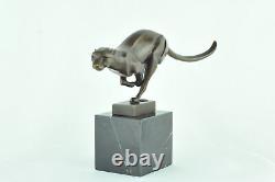 Statue Sculpture Cheetah Animalier Style Art Deco Style Art Nouveau Solid Bronze