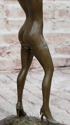 Western Classic Nude Girl Art Deco Sculpture Bronze Marble Flesh Woman Statue