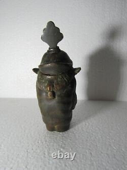 XIX Statue Sculpture Art of Asia Pyrogene Box Inkstand Gnome in Bronze