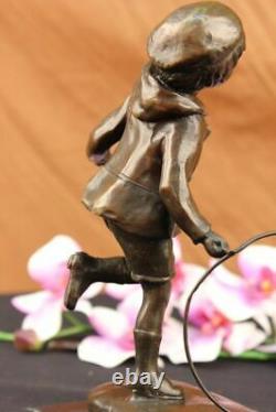 22.9cm Bronze Art Sculpture Un Garçon Avec Rouleau Statue Marbre Base Classique