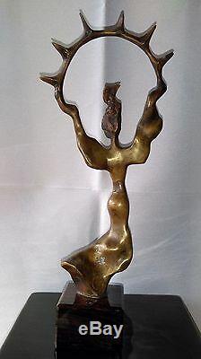 ANCIENNE SCULPTURE ART DÉCO en BRONZE DANCE signature à identifier