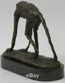 Abstrait Moderne Art Artwork Ape Singe Animal Bronze Sculpture Marbre Base Décor