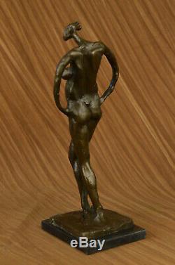Abstrait Moderne Art Femelle Femme Bronze Artiste Par Dali Sculpture Figurine