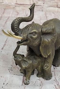 Art Déco Mère Éléphant Et Mollet Fonte Bronze Sculpture Signée Figurine Solde