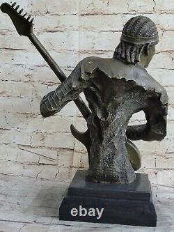 Art Déco Noir Musicien Musique Guitare Lecteur Trophée Bronze Sculpture Figurine