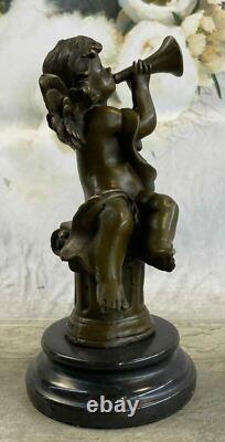 Art Déco Sculpture Jouer Musique Petit Ange Bronze Statue Européen Conçu Par MO